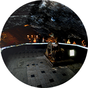 동굴 지하세계 탐험