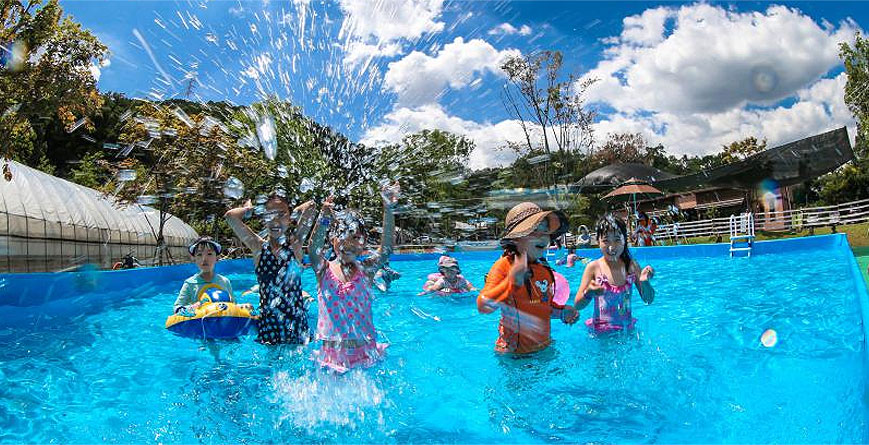 Dodeoksan Mountain Camping Ground linked pictures