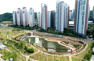 新光公园和自耕蓄水池 사진