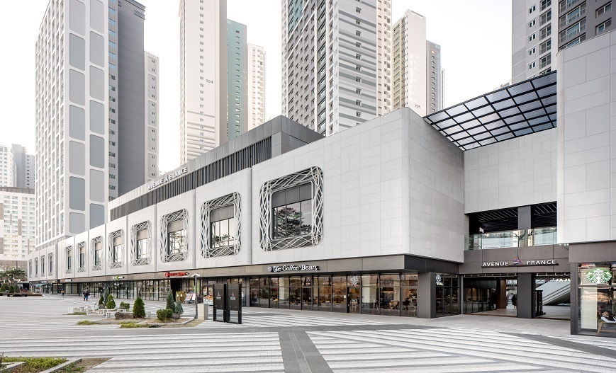 아브뉴프랑 사진