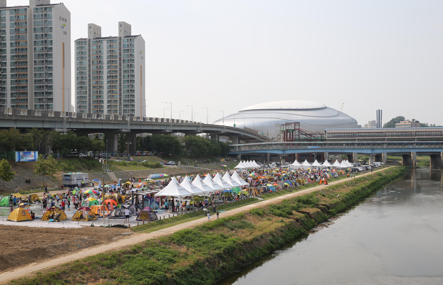 안양천 어린이 물놀이장 사진